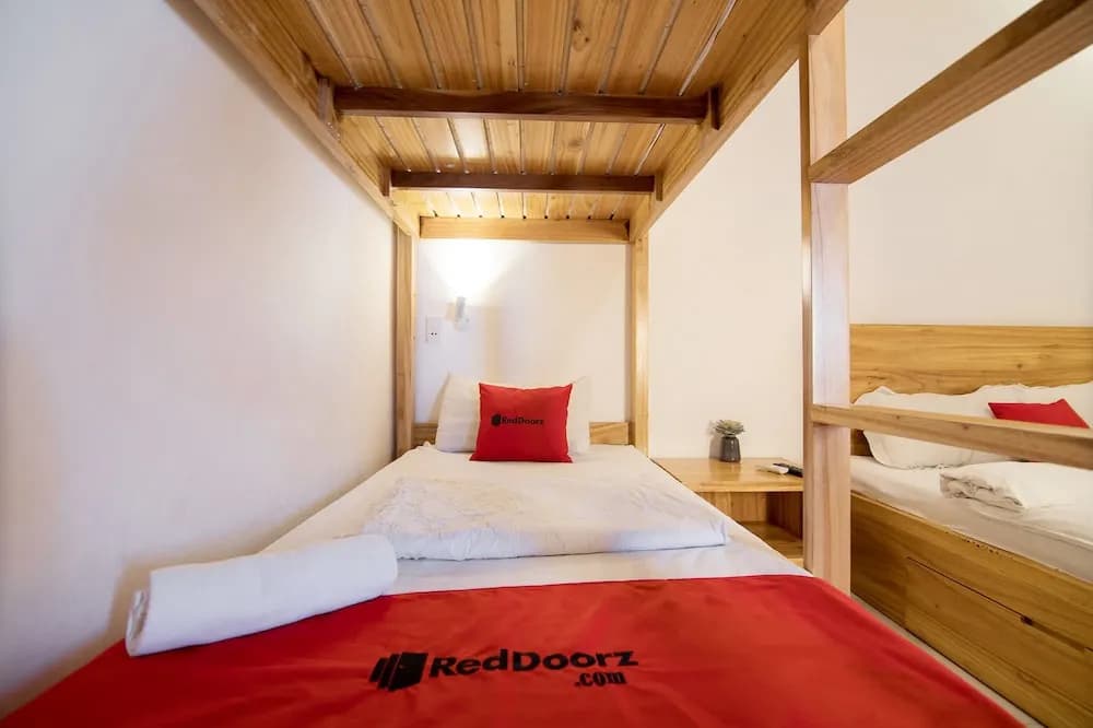 RedDoorz @ Bui Vien Walking Street - Hostel - photo 5