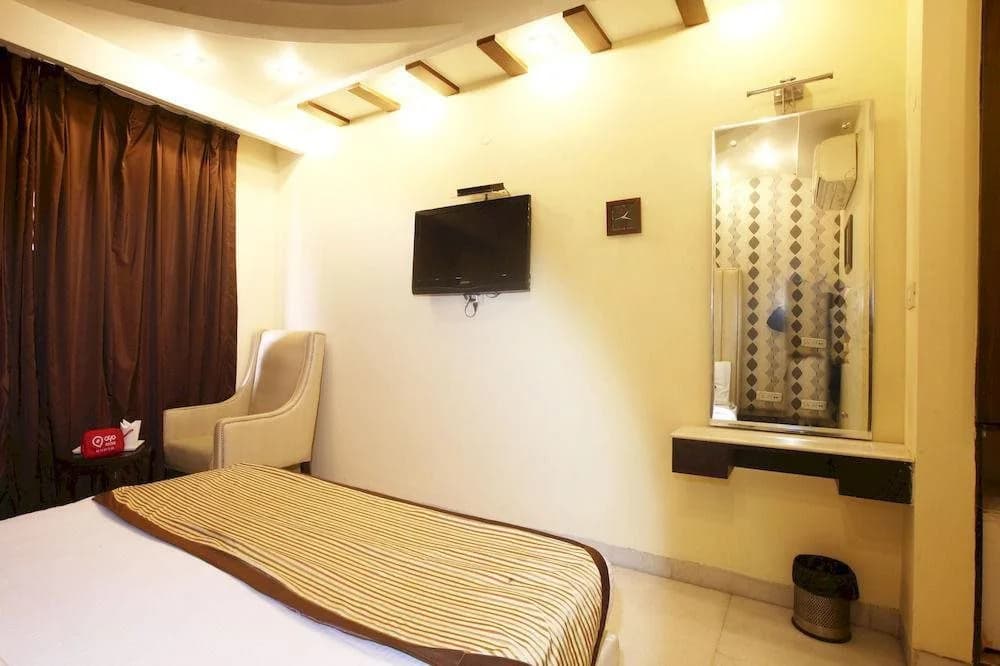 Oyo Rooms - photo 1
