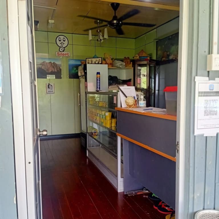 OYO 90366 Home Valley Guesthouse Tambunan - photo 12