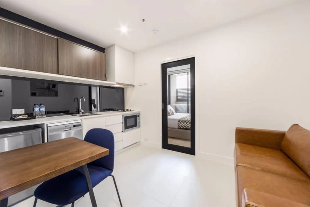 Whitehorse Apartment Hotel - photo 20