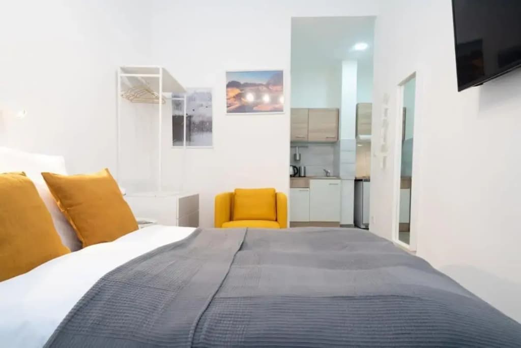Modern stylish studio at central location - photo 6