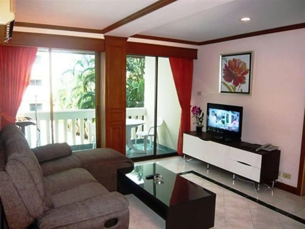 The Residence Garden - photo 6