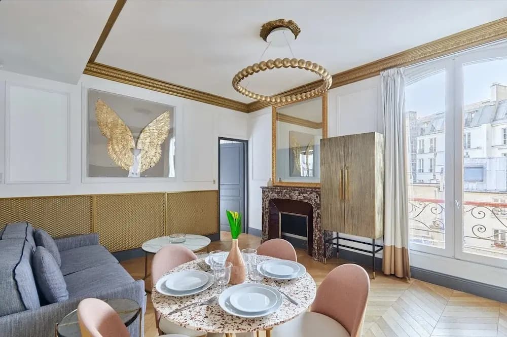 Superb AC- 1bdr Ave Montaigne - Arc de Triomphe by Studio Prestige - photo 9