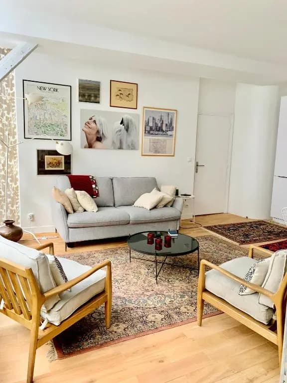 Top cozy apartment in the Upper Marais Area - photo 4