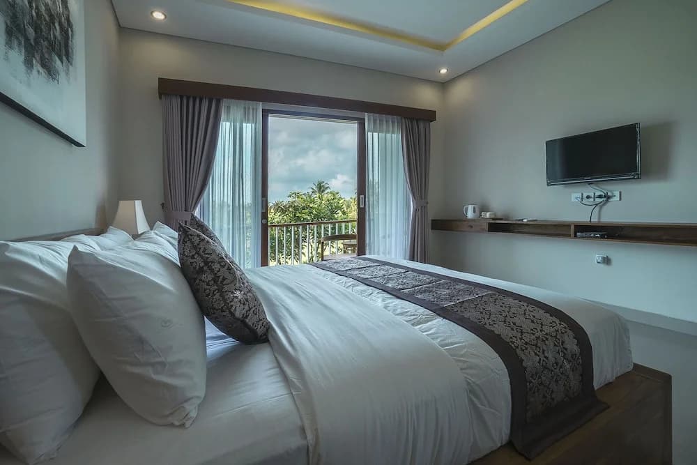 Putih DCarik Ubud - photo 2