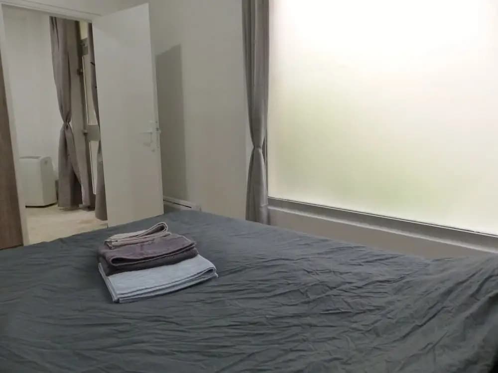 Rue Turgot Apartment - photo 11