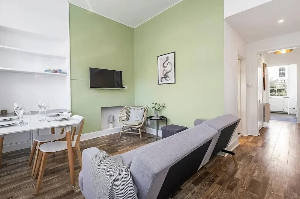 Modern - 2BR Flat Near Easter Road Stadium - photo 16