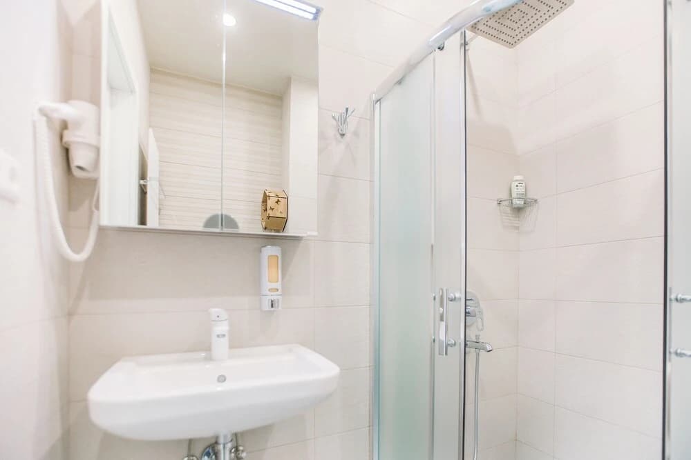 33 Spring Apartment - photo 7
