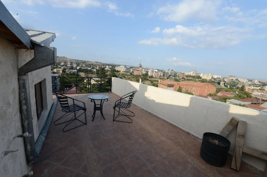 Caravan Hotel - photo 13