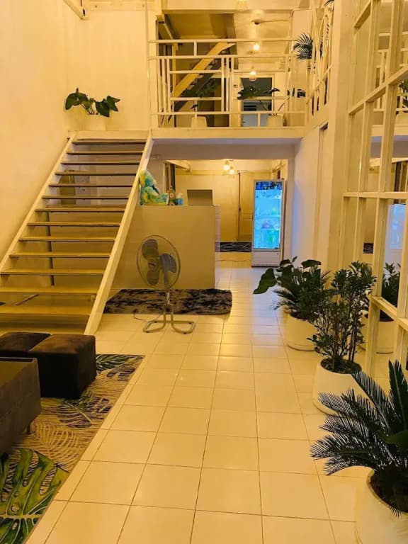 Lemon Tree Khaosan Hostel - photo 10