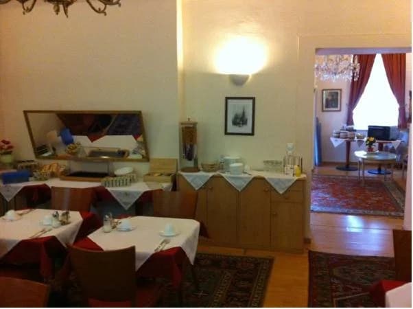Hotel Pension Walzerstadt - photo 17
