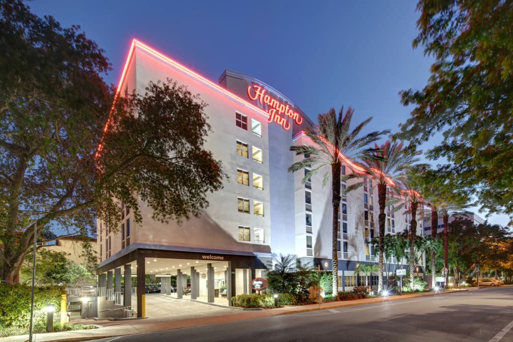 Hampton Inn Miami-Coconut Grove/Coral Gables - photo 1