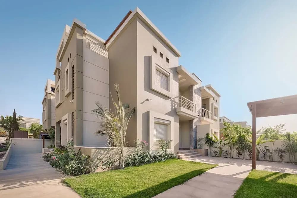 Vesta - Luxury Villa - 3BR - CFC II - photo 17