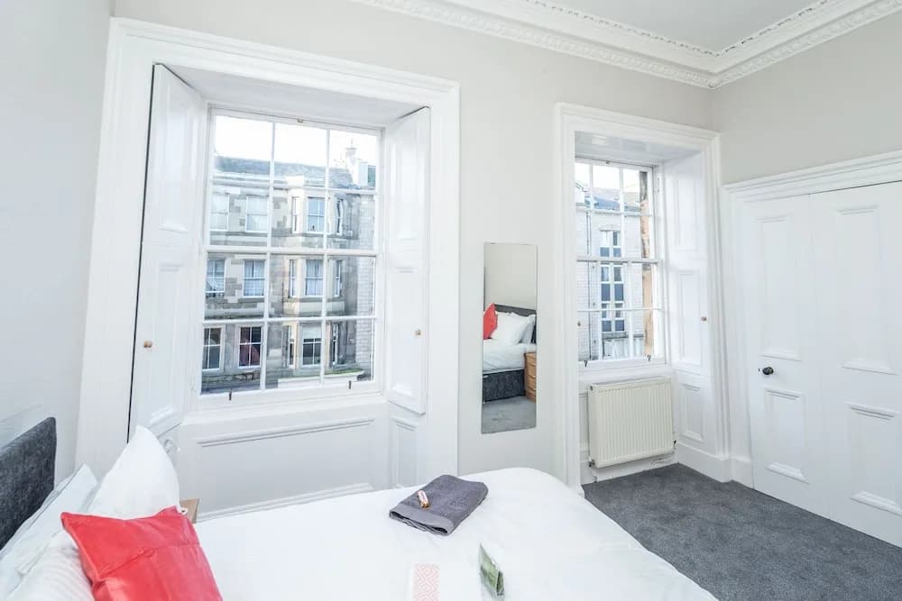 Fabulous Southside Property - photo 3