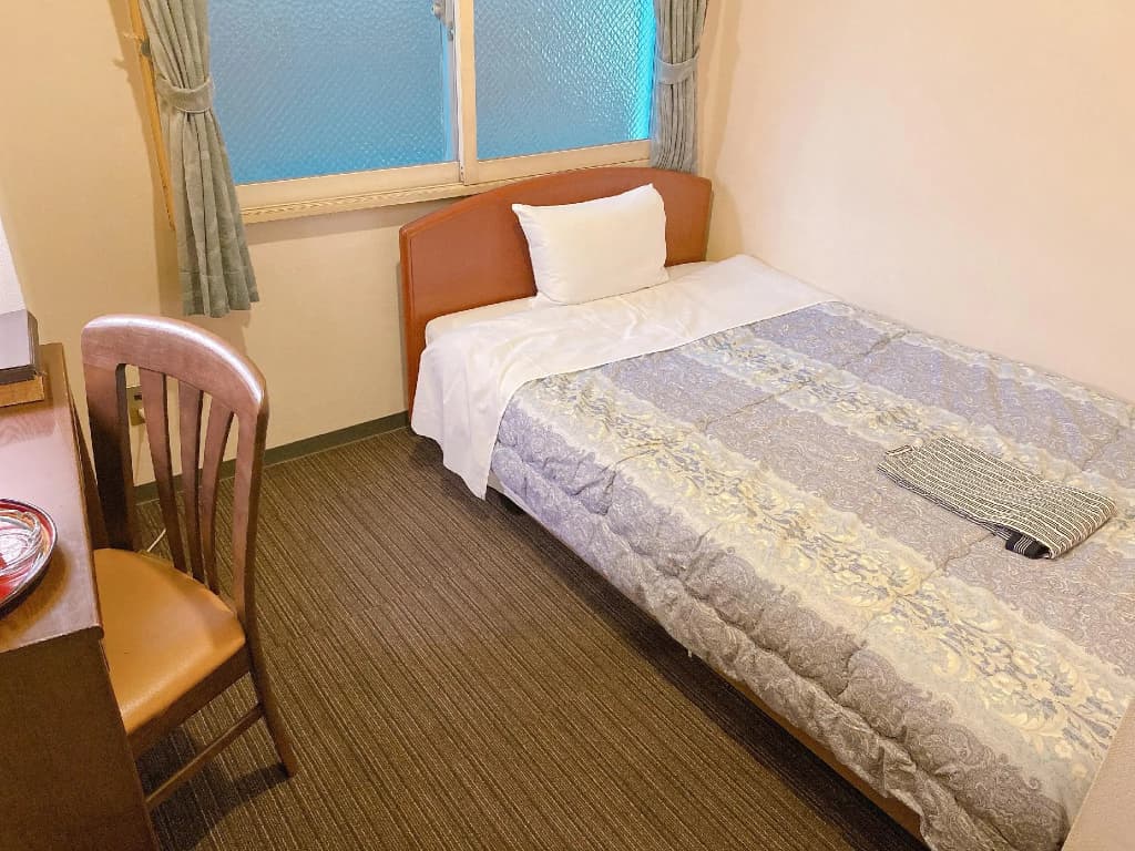 Maruichi Hotel - photo 4