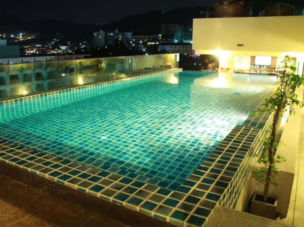 Hemingways Silk Hotel - photo 13