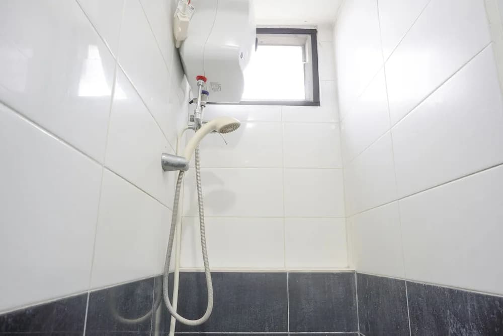 Cozy And Tidy 1Br At Kebagusan City Apartment - photo 7