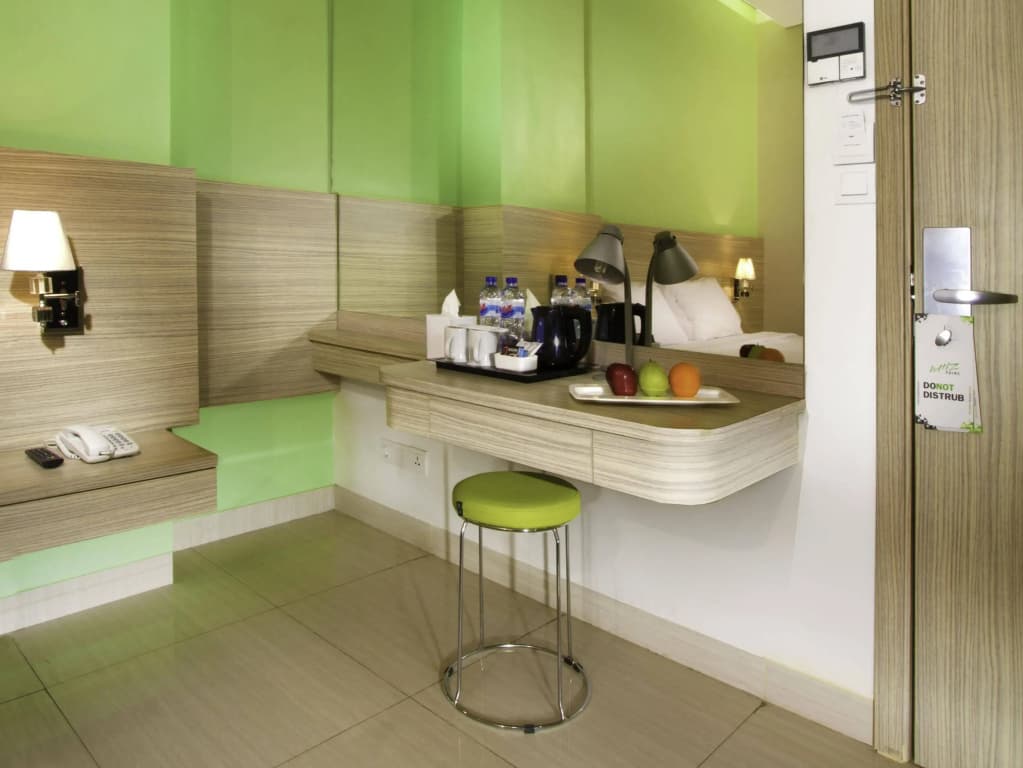 Whiz Prime Hotel Kelapa Gading - photo 4