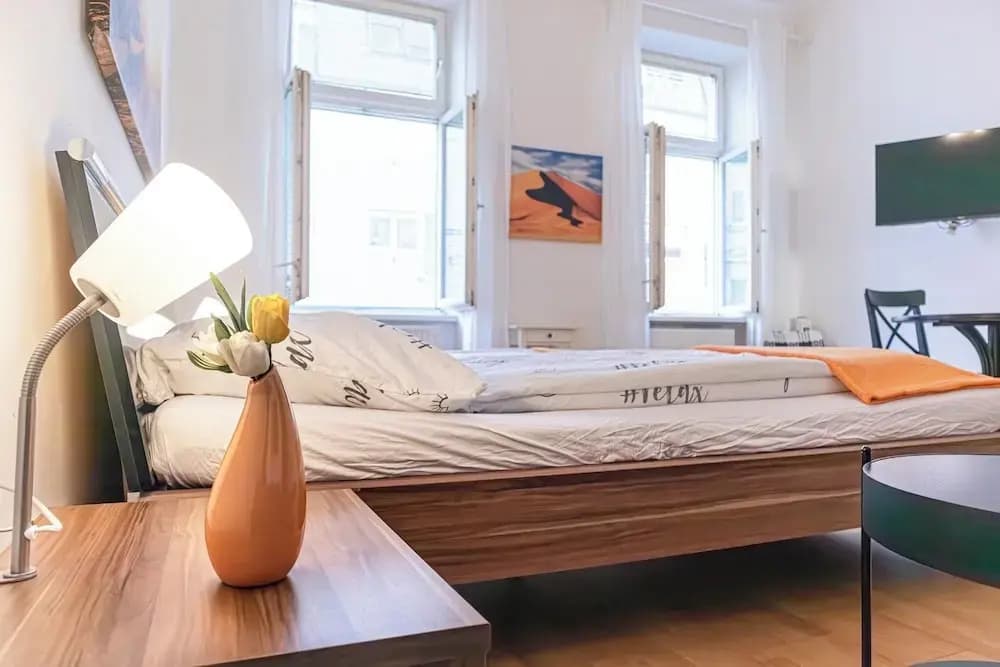 Cozy 2BR Apt Near Vienna Center - photo 5