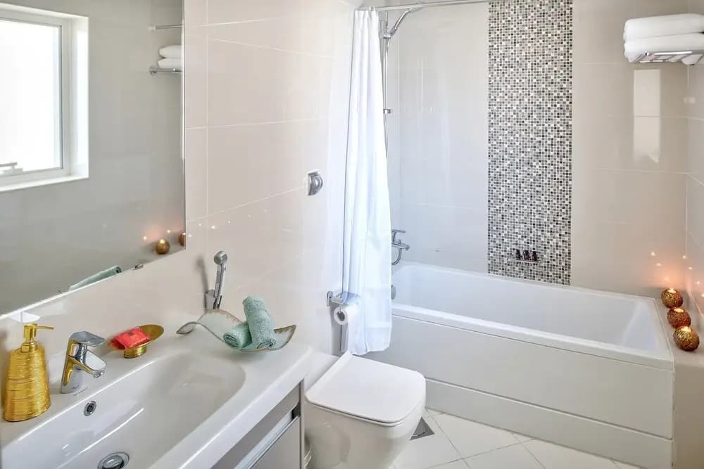 Luxury Staycation - Continental Tower - photo 6