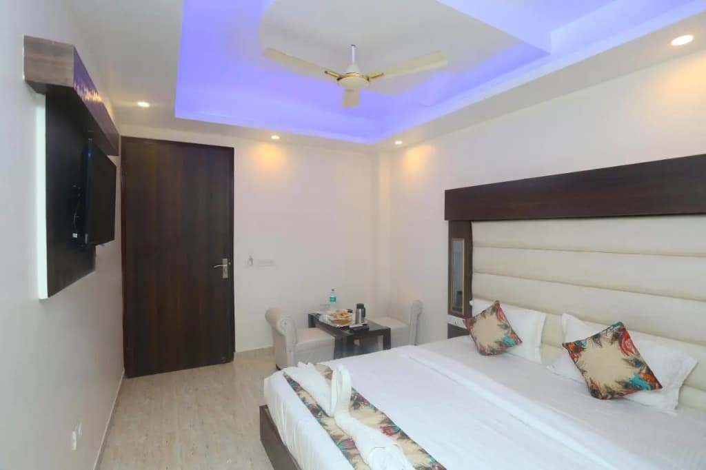 Hotel The Raj Palace - photo 16