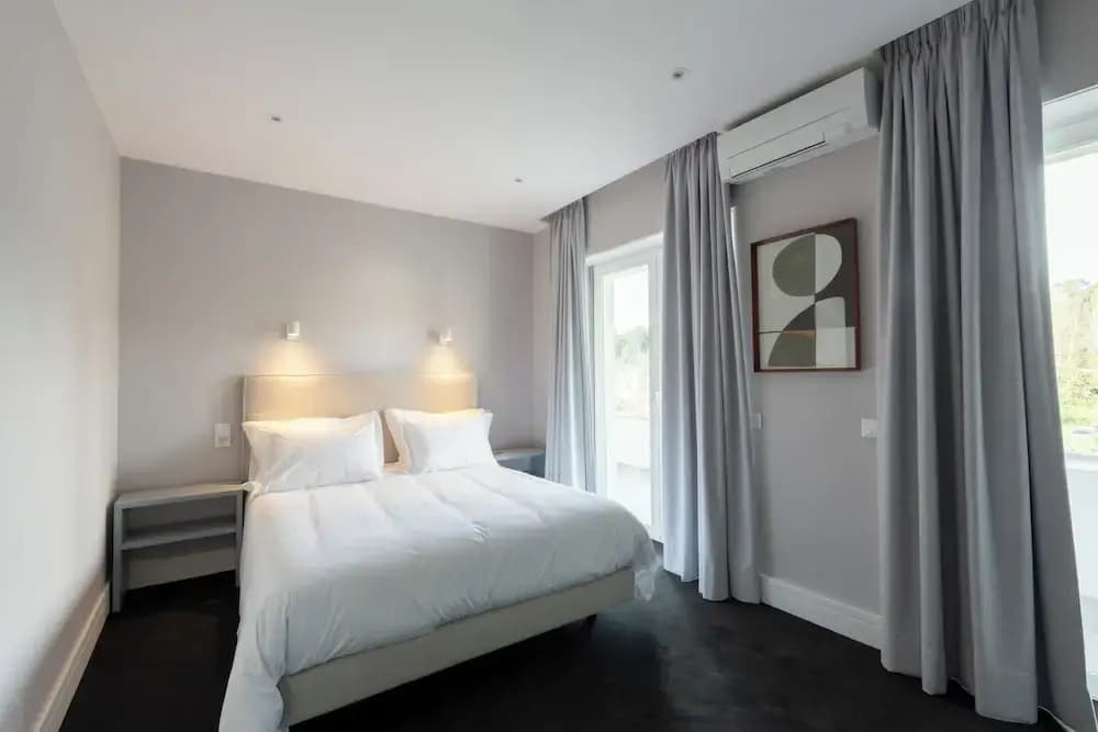 Avenue Hill Hotel - photo 4