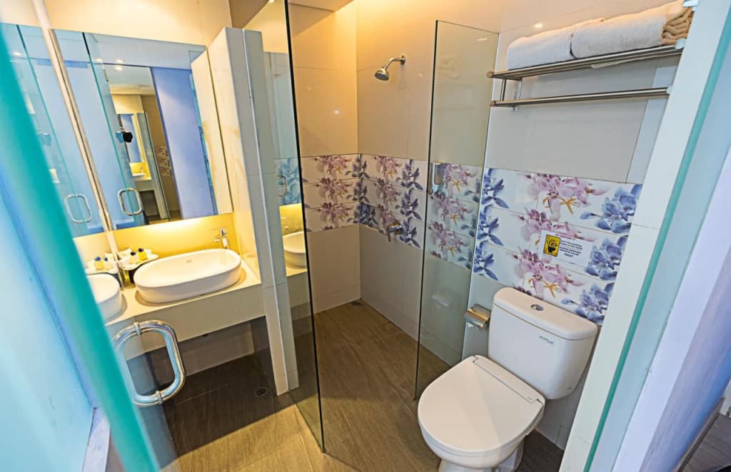 Royal City Hotel - photo 9