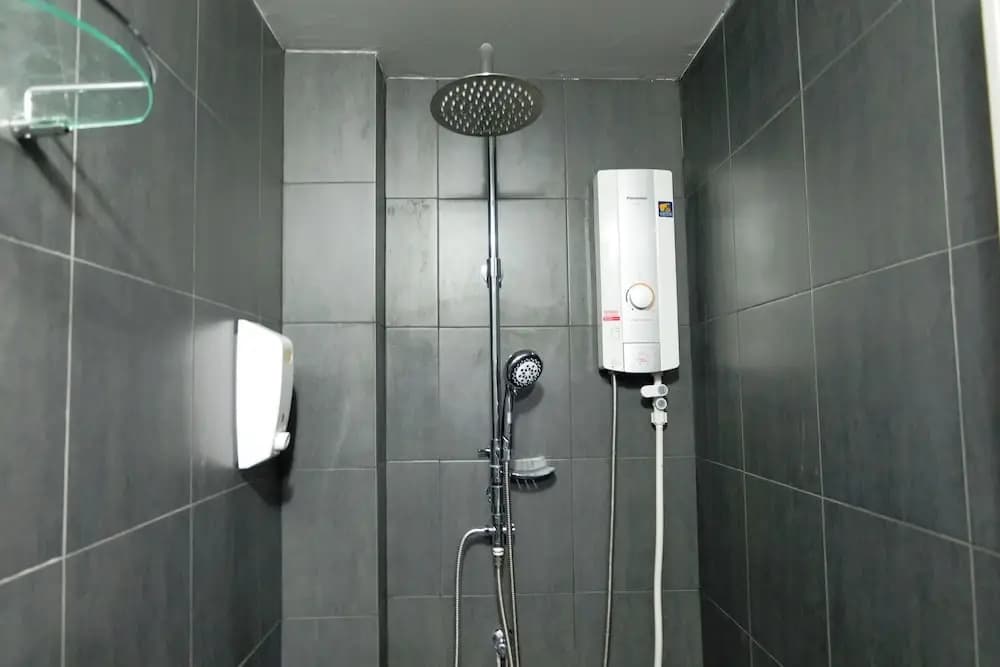 BTS Khaosan Hostel - photo 9