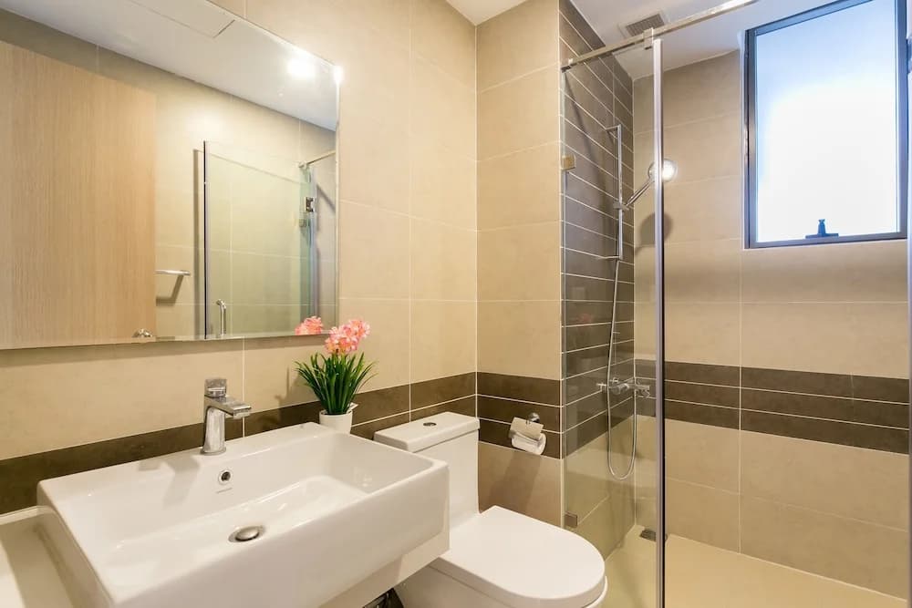 River Gate Apartment - photo 10