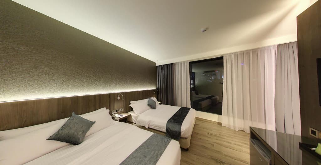 Flora by Crossroads Hotel - photo 6