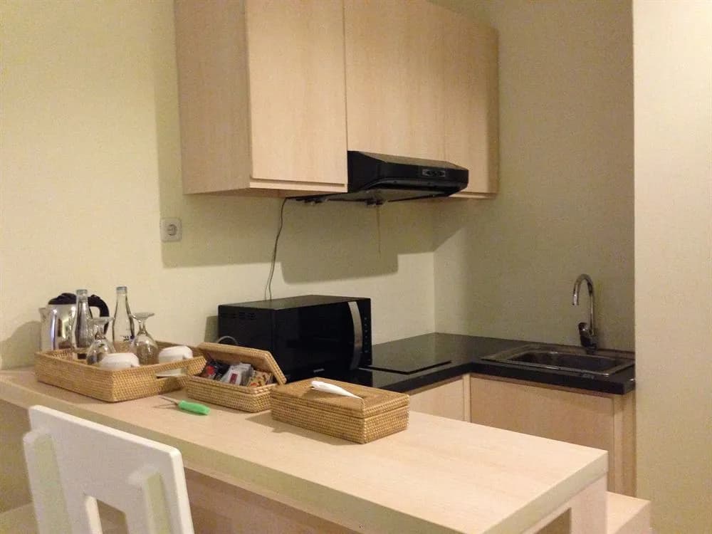 AP Suite Apartment - photo 28
