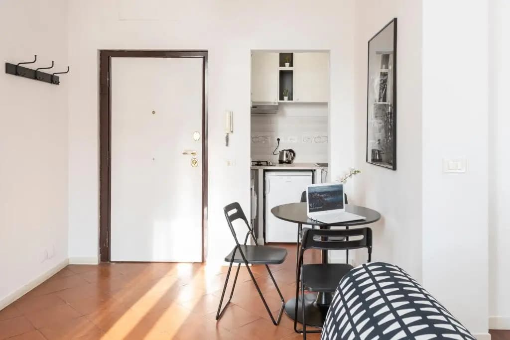 White Flat Termini - photo 6