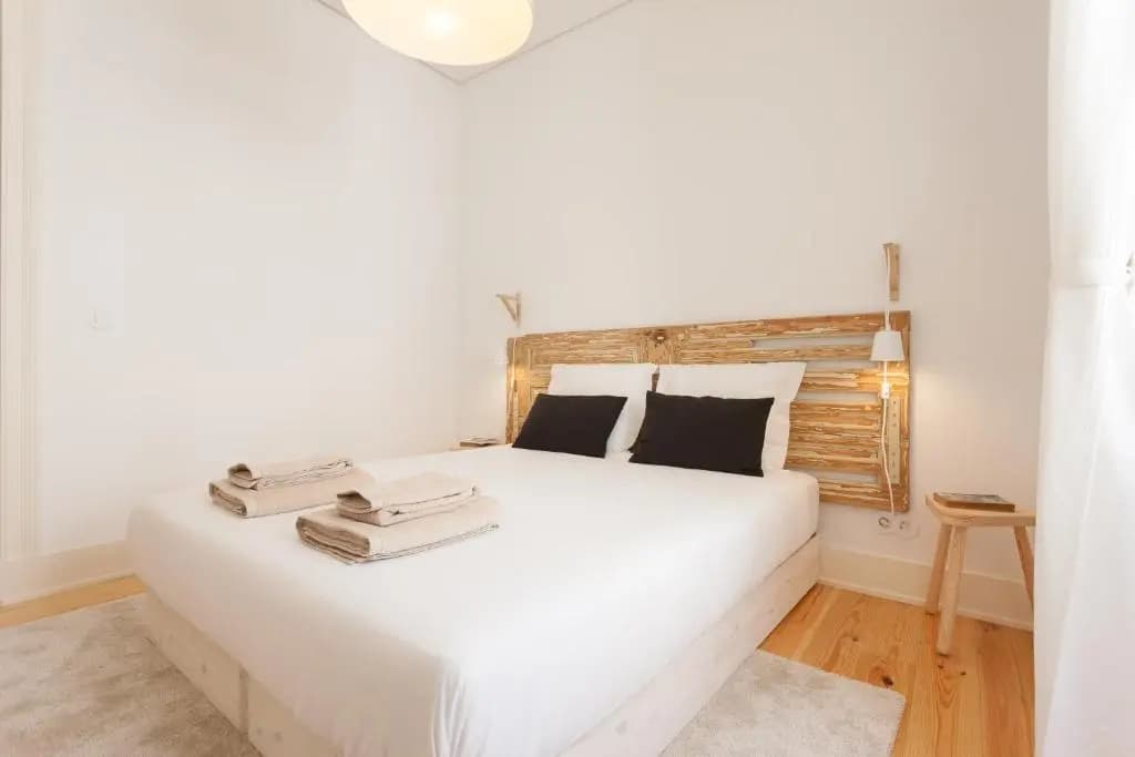 FLH Bica Modern Flat with View - photo 5