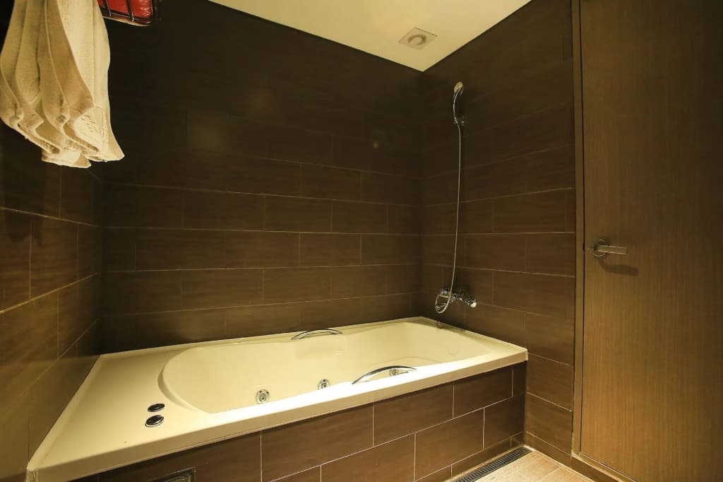 Tara Hotel - photo 10