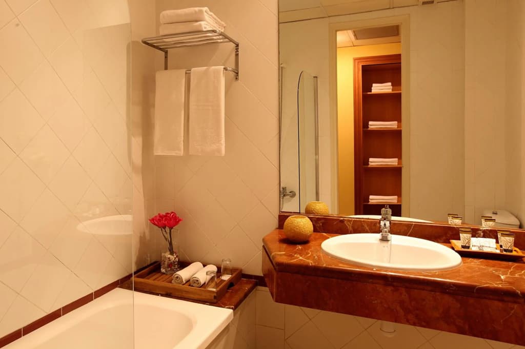 Nouvel Hotel - photo 27