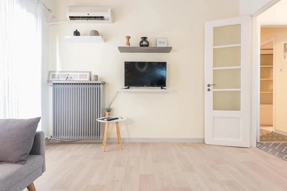 Stylish 1BR Retreat in Central Athens - photo 13