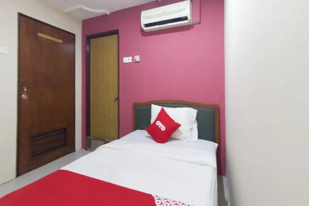 Oyo 89463 Sp Hotel - photo 2