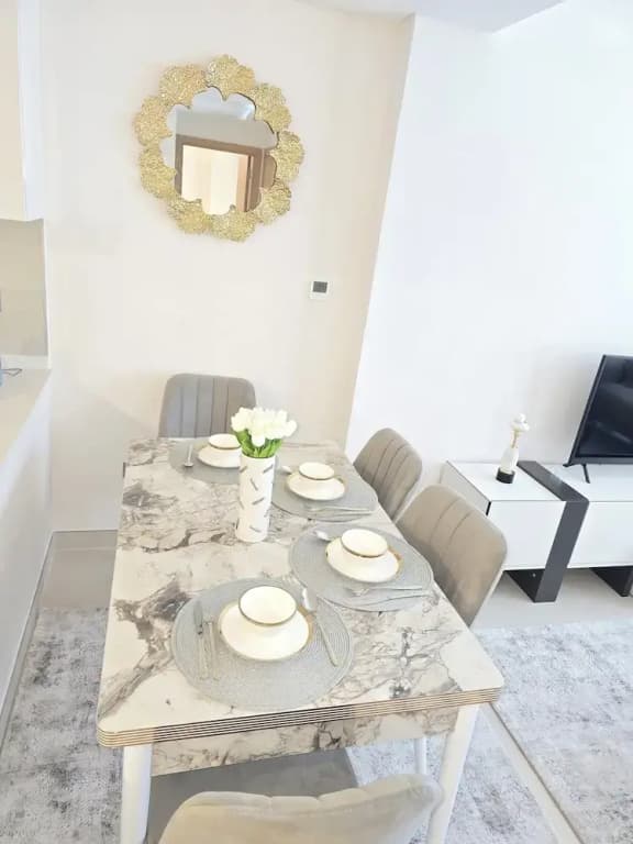 Luxury Boulevard 2Bhk - photo 9