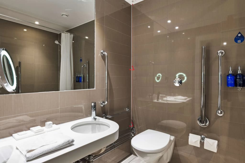 Radisson Blu Hotel, Edinburgh City Centre - photo 10