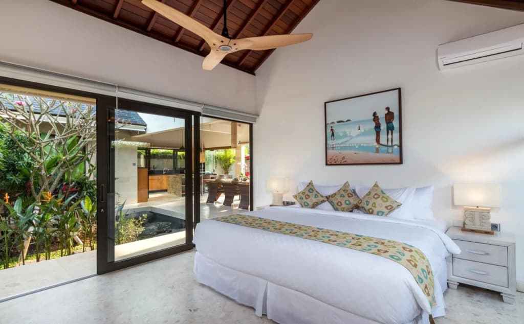 Villa Karang Berawa - photo 1