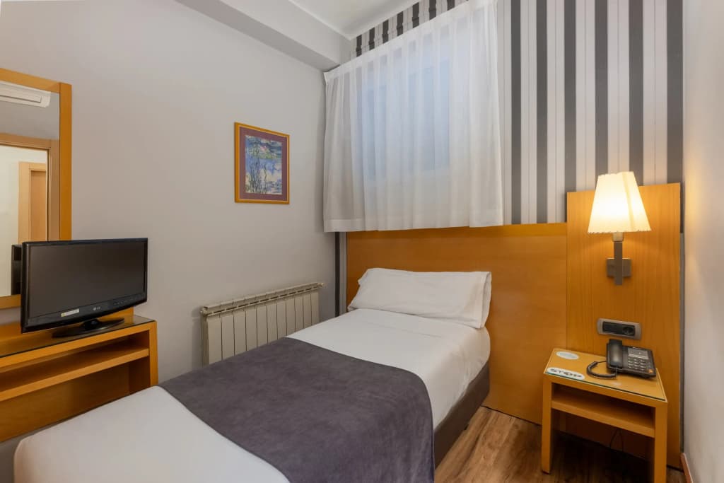 Hotel Lyon - photo 20