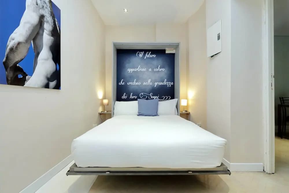 Spanish Steps Modern Apartment Balcony - photo 5