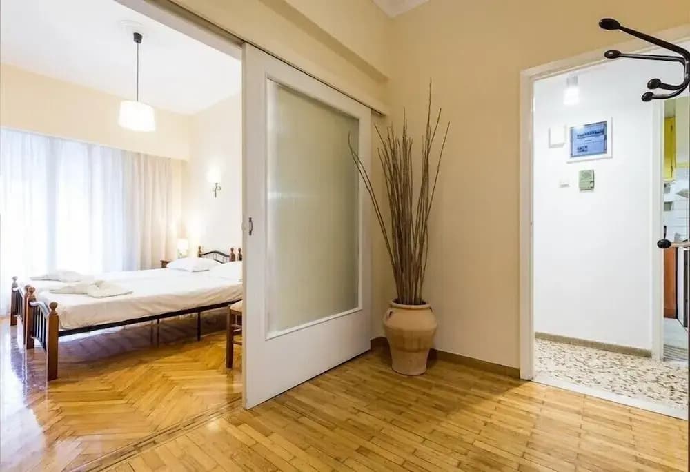 Spacious apartment with 3 bedrooms in City Center - photo 4
