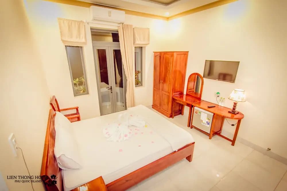 Lien Thong Hotel - photo 29