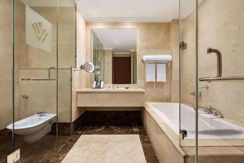 Grand Regency Doha, Trademark Collection by Wyndham - photo 7