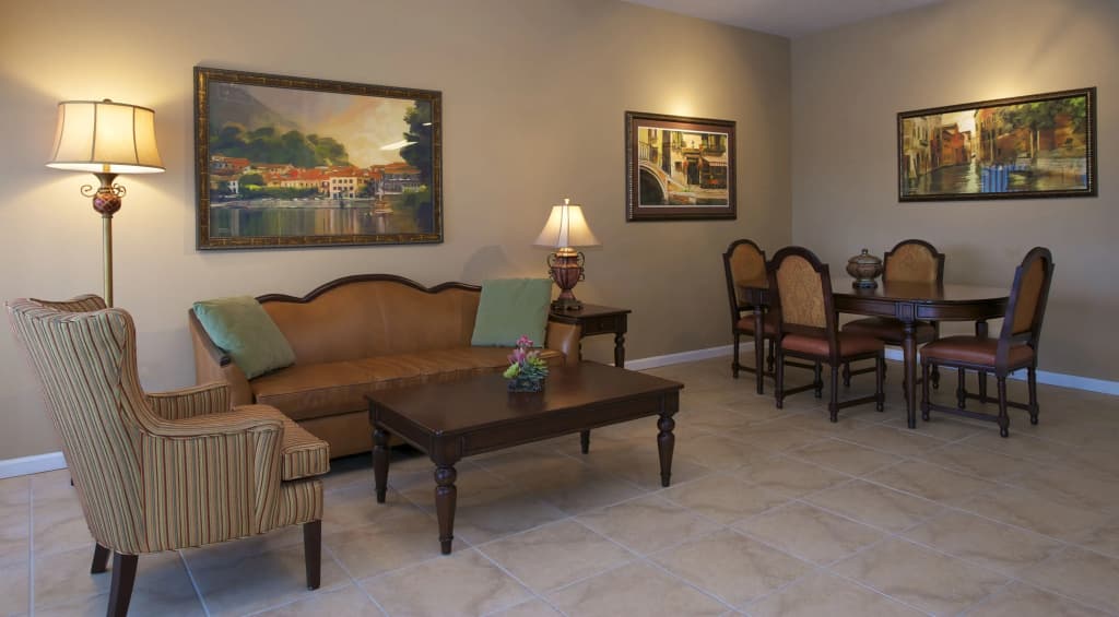 WorldQuest Orlando Resort - photo 2