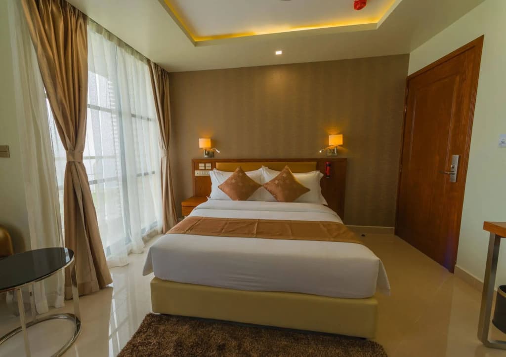 Unima Grand Hotel - photo 3
