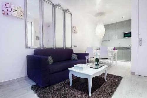Romantic Barcelona Apartment - photo 4