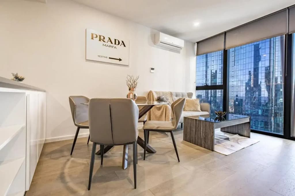 Spectacular High level 2BR apt in Melbourne CBD - photo 7