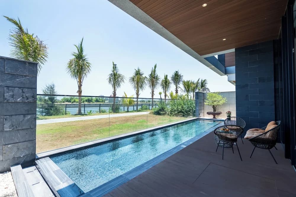 Deluxe Riverfront Pool Villas Danang - photo 13